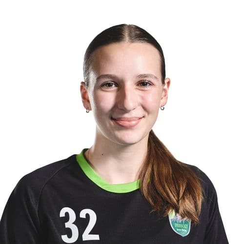 Lara Stoll